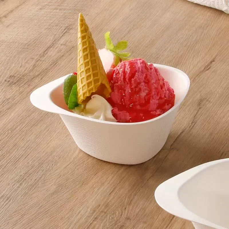 Белая миска для мороженого