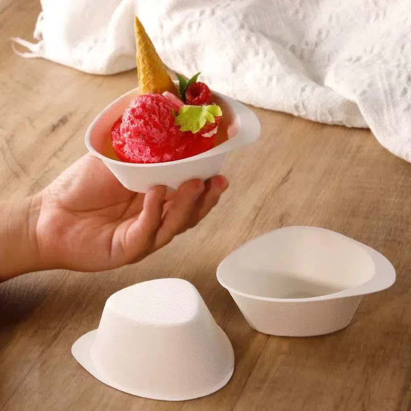 Ciotola bianca per gelato