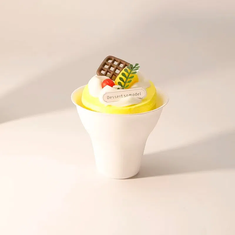 Coppa di gelato alla canna da zucchero New Sharp